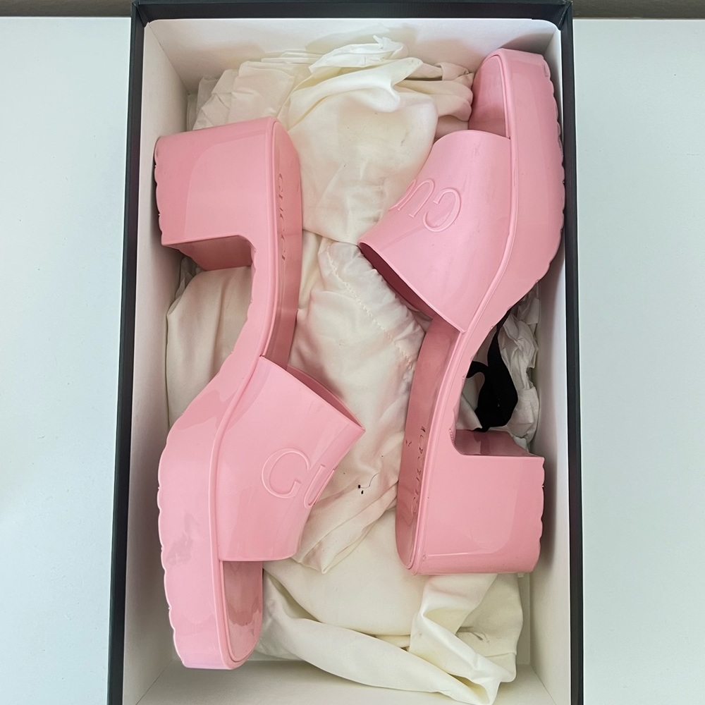 PINK GUCCI RUBBER MULES